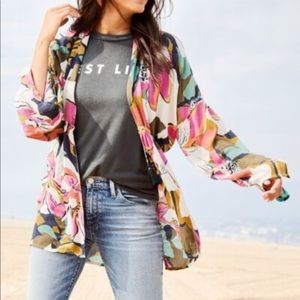 Billabong. Kimono Small/medium